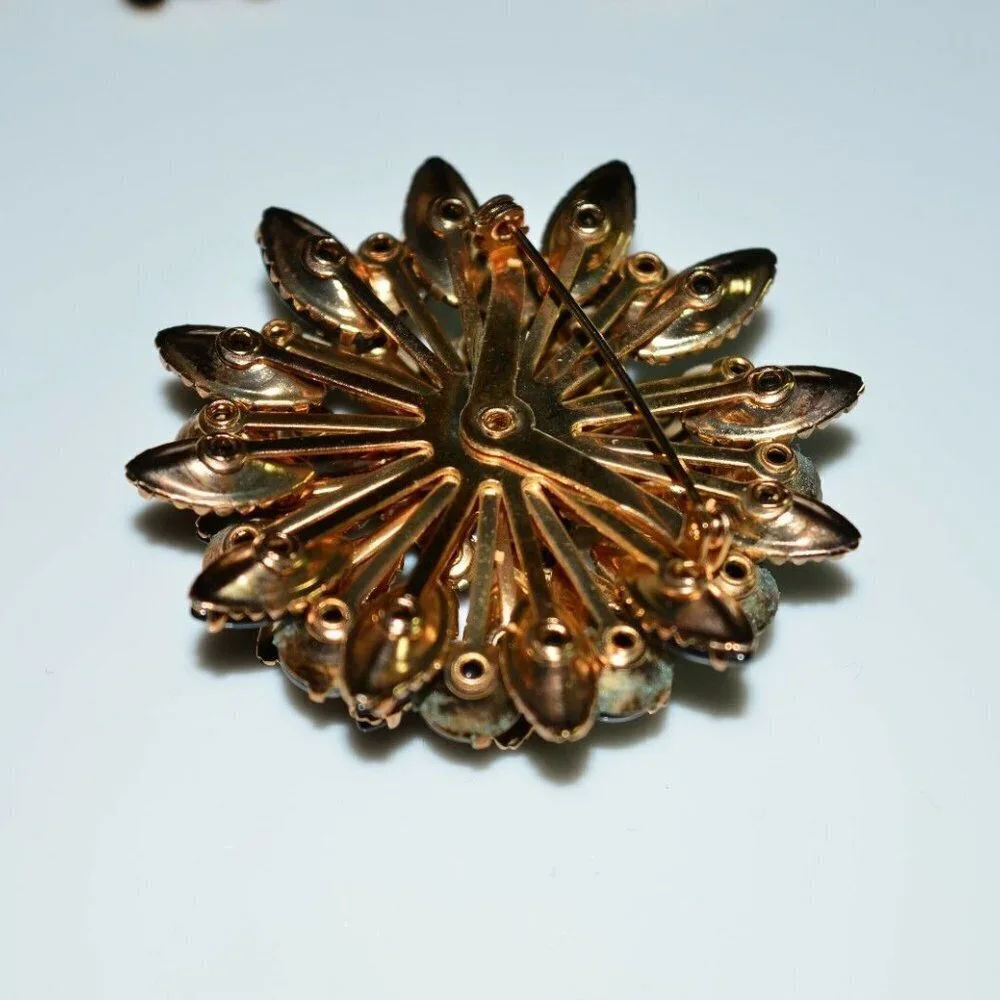 Gold Tone Large Black Glass Rhinestone Flower Set